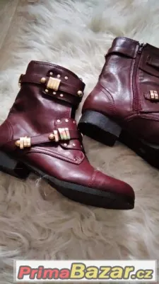 Burgundy zimní boty / nízké kozačky - vel. 39