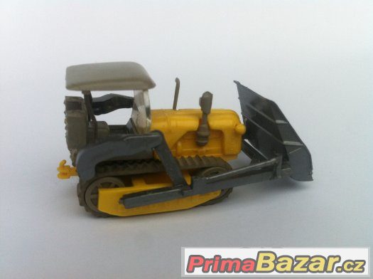 Prodám buldozer URTRAK německý-plastoví – fotografie 2