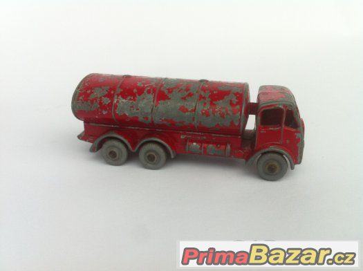 Prodám kovoví model MATCHBOX No.11 Petrol Tanker – fotografie 3