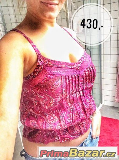 Tílko Hollister vel. M 430,- pův. 990,- – fotografie 1