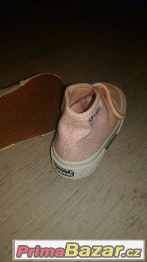 boty Superga – fotografie 3