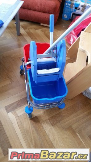 Uklidový vozík – fotografie 2