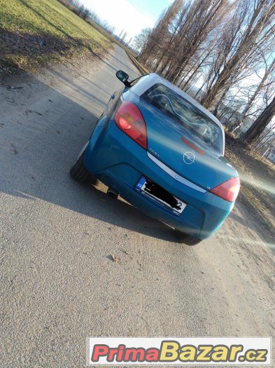 Opel Tigra 1,8i KABRIO – fotografie 5
