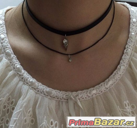 Krásný dvojitý tattoo choker – fotografie 2
