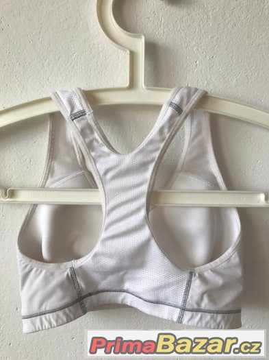 Sportovní podprsenka Nike, vel. XS – fotografie 2