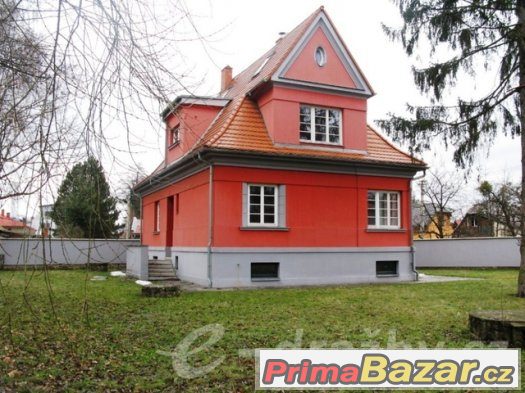 Dva rodinné domy se zahradou, Frýdek Místek, Frýdlant nad Os – fotografie 1