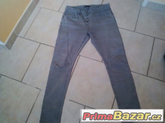 AMISU JEANS – fotografie 1