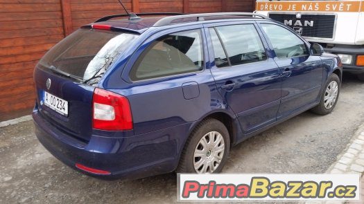 Skoda Octavia Combi 2.0tdi – fotografie 3