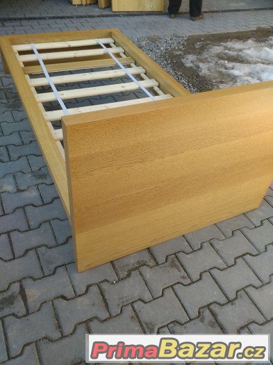 8 x POSTEL IKEA MALM + NOČNÍ STOLEK + LAŤKOVÝ ROŠT + MATRACE – fotografie 5