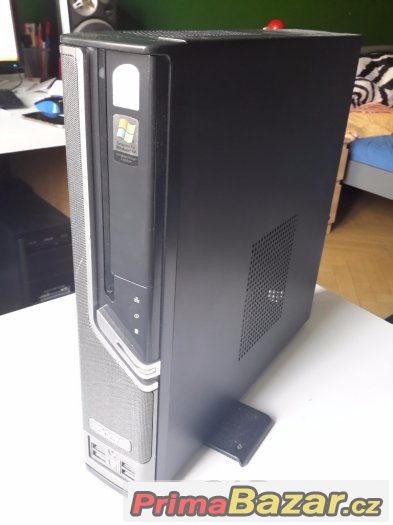 Acer s Linuxem – fotografie 1