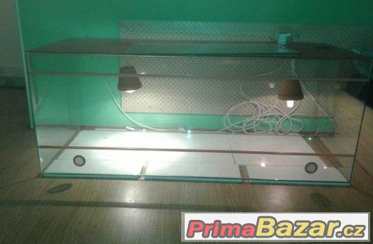 Terarium sleva....3000-, – fotografie 3