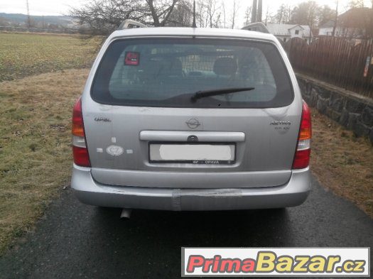 Opel Astra Caravan 1,7 DTI – fotografie 5