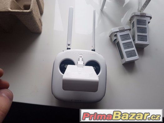 DJI Phantom 3 advanced + baterie navíc – fotografie 5