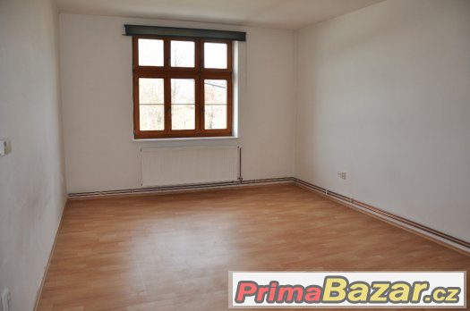 Pronájem bytu 3 + 1 v Opavě-Předměstí – fotografie 2