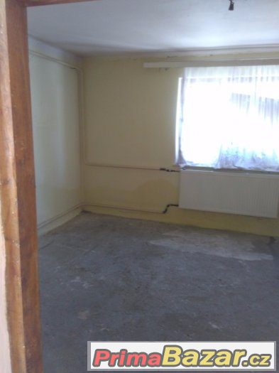 Dům pro rekonstrukci 4+1,+hosp. objekty, 820 m2, RK NE – fotografie 5
