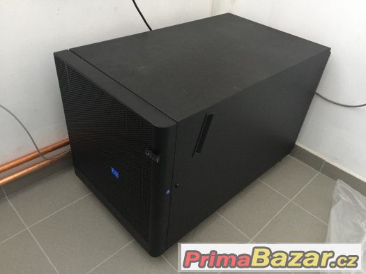 KOMPLET Server IBM x3650 M3 + RACK na kolečkách + UPS + KVM – fotografie 1
