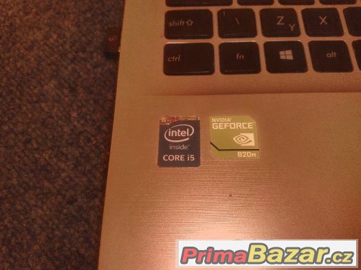 Asus X555L – fotografie 3