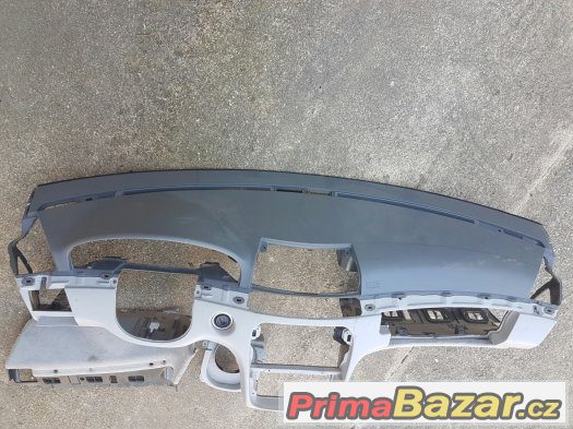 Mercedes Benz S320 W220 palubní deska – fotografie 3
