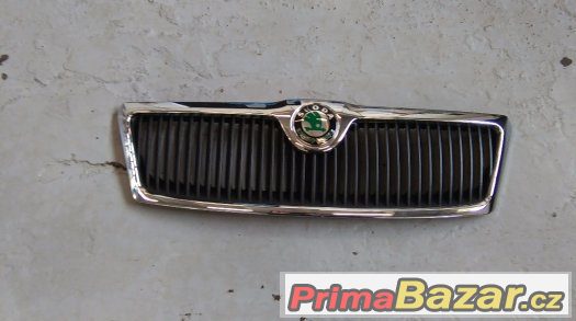 Škoda Octavia II, přední maska nová originál – fotografie 1