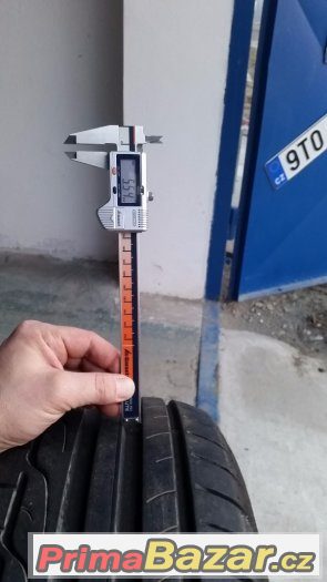sada pneu DUNLOP 215/55/R16 se vzorkem cca 5,5mm – fotografie 4