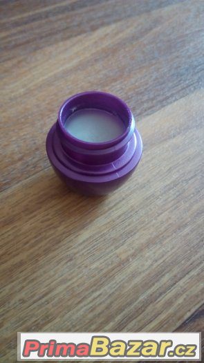 Zázračný kelímek Oriflame s vůní černého rybízu (balzám) – fotografie 3