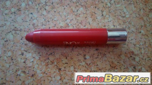 Vysouvací rtěnka Oriflame The One Red Berries – fotografie 2