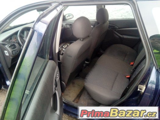 Ford Focus combi 1.8 16V rok 1998 – fotografie 4