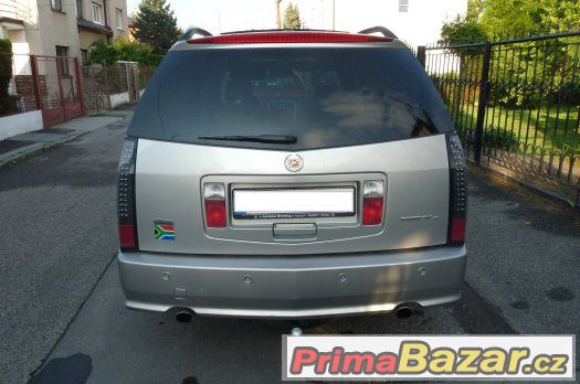 CADILLAC SRX – fotografie 2