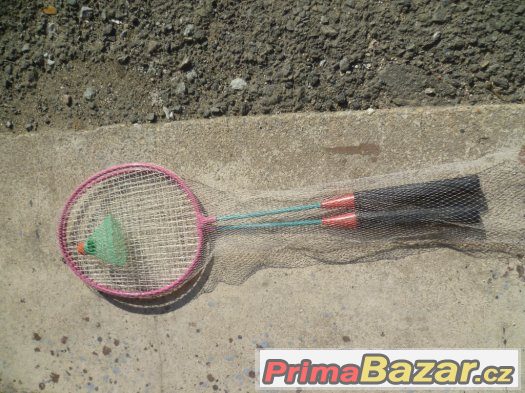 pálky na badminton – fotografie 1