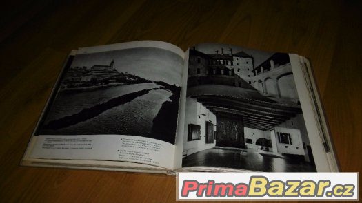 Hrady a zámky v srdci Čech – fotografie 3