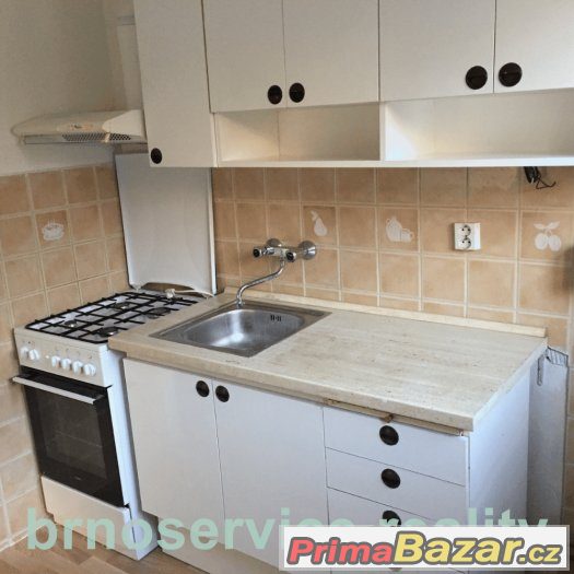 Pronájem bytu 2+1/2 bedroom flat to rent 44 m2 Brno-center – fotografie 1