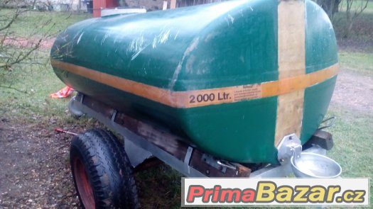 Prodám napaječku (voznici na vodu) 2000L – fotografie 4