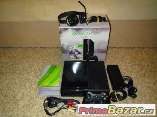 XBOX 360 + 3 hry - TOP STAV - STÁLE V ZÁKONNÉ ZÁRUCE – fotografie 1