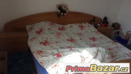 KOMPLETNÍ LOŽNICE Z MASIV BOROVICE – fotografie 4