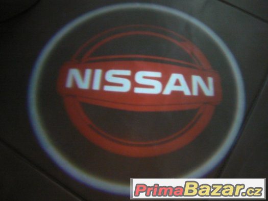 Promítání loga Nissan – fotografie 1