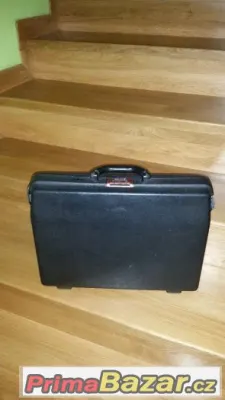 Daruji kufřík Samsonite