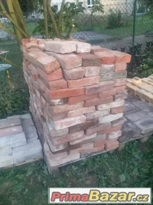 Cihla Palená. 3kč/ks VÝBĚR