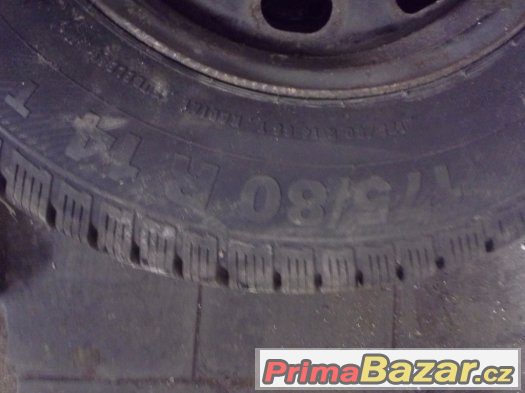 VW Golf IV zimní­ pneu + disky – fotografie 3
