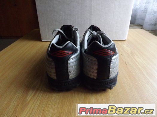 Turfy Umbro vel. 40 – fotografie 4