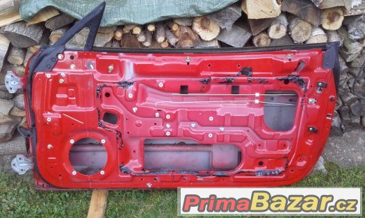 Hyundai Coupe RD 1996-2001 pravé dveře - červená barva – fotografie 3