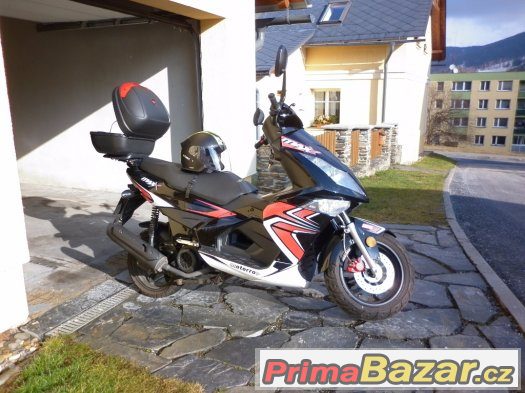 Skútr Motorro Maxx 125 ccm – fotografie 1