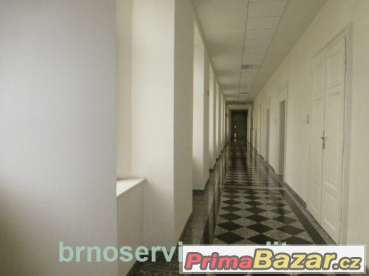 Pronájem komplexu kanceláří 114 m2 v centru Brna – fotografie 1