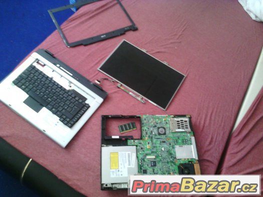 notebook acer aspire 3023WLMi na dily – fotografie 1