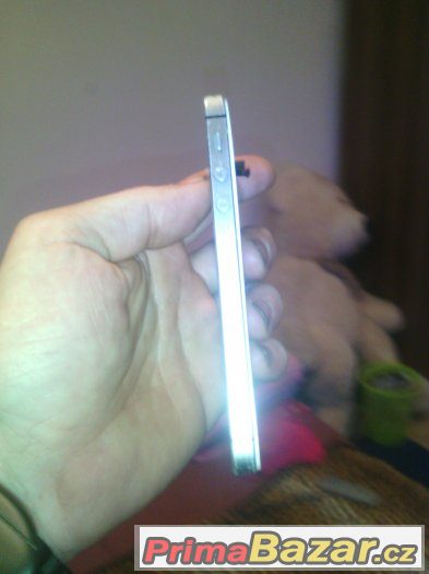 iphone 5s na dily bez displeje deska blokovana – fotografie 3