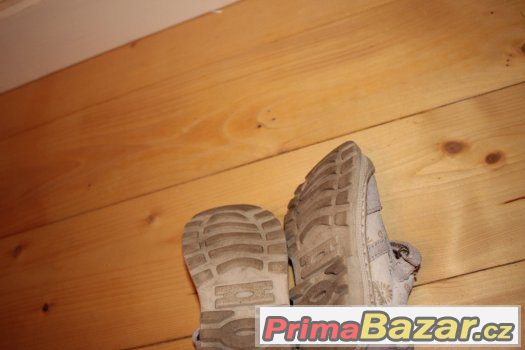 Dívčí botičky značky BubbleGummes (Bata) vel.22 – fotografie 3