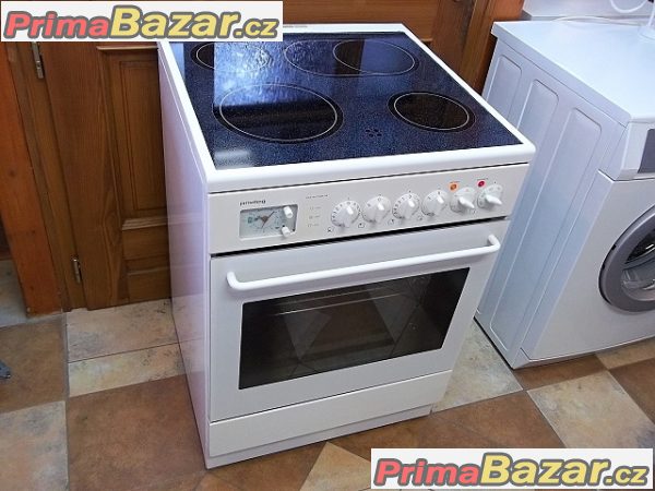 Sporák sklokeramický PRIVILEG šíře 60 cm horkovzduch