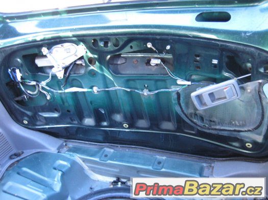 Prodám Prodám TOYOTU YARIS VERSO – fotografie 5