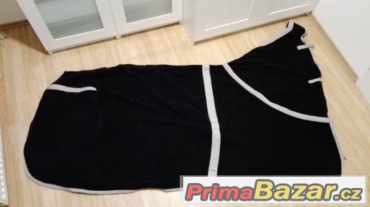 Prodám velmi kvalitní odpocovací deku s krkem – fotografie 2