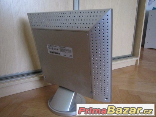 Prestigio P179 - LCD monitor 17" top stav – fotografie 4