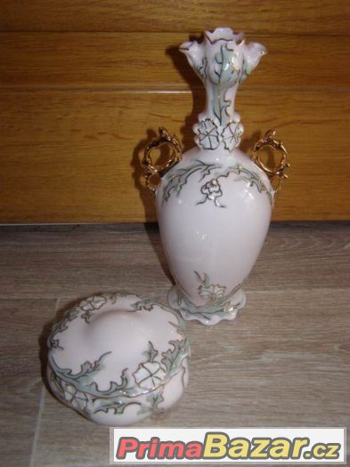 Růžový porcelán váza + cukřenka – fotografie 1